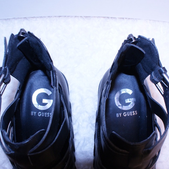 Women's Guess Giya Caged Booties Size 8.5M, Black - Picture 8 of 8